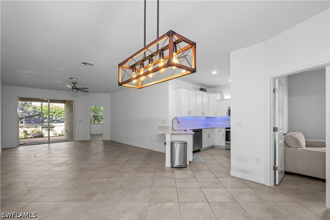 2180 Dragonfruit Way Property Photo 4