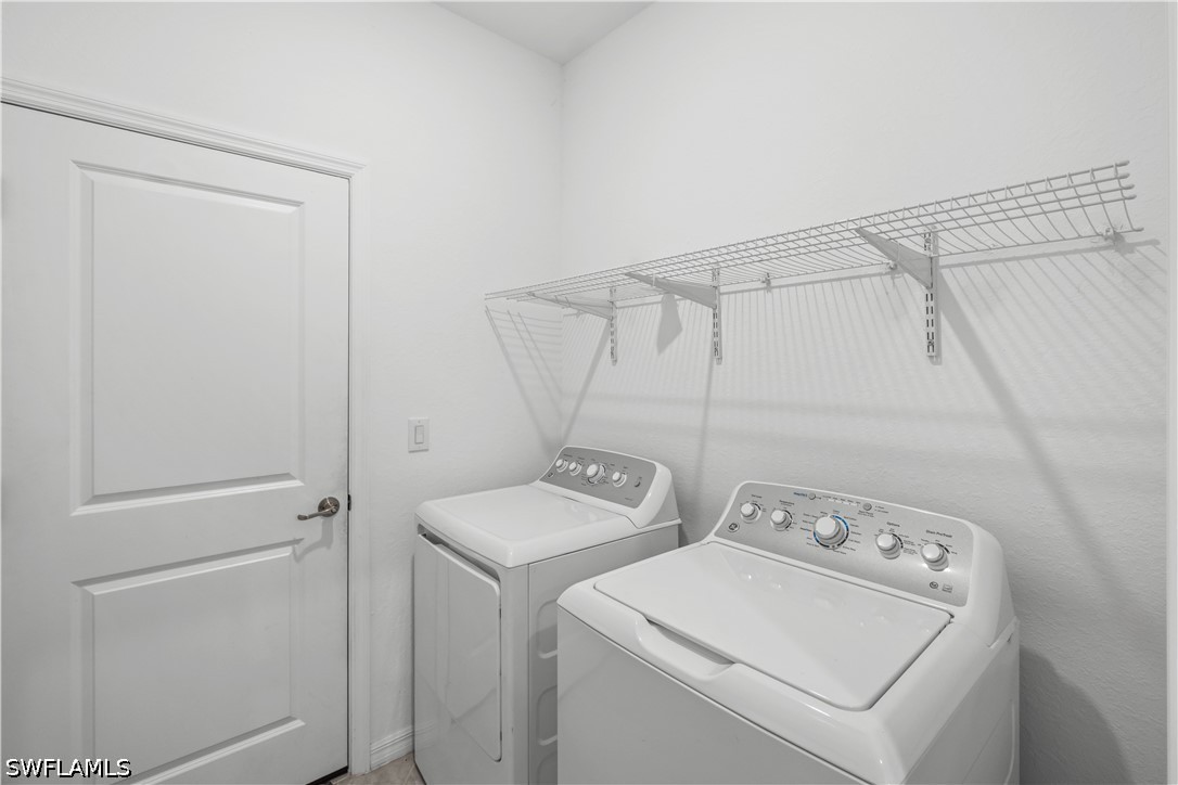 2180 Dragonfruit Way Property Photo 14