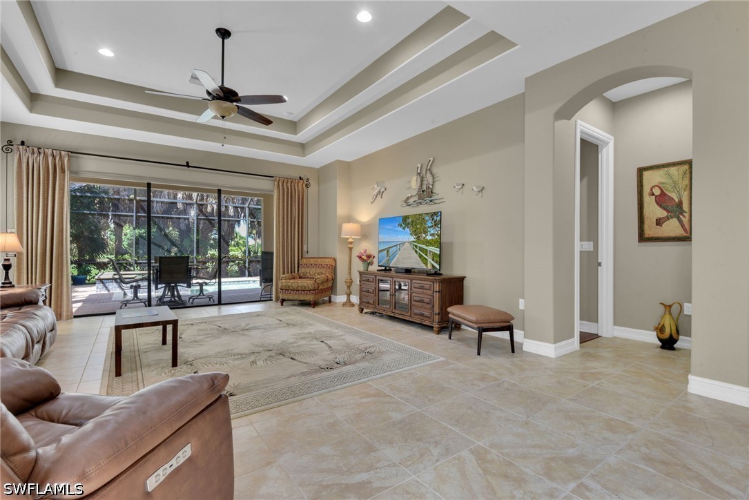 7461 Moorgate Point Way Property Photo 4