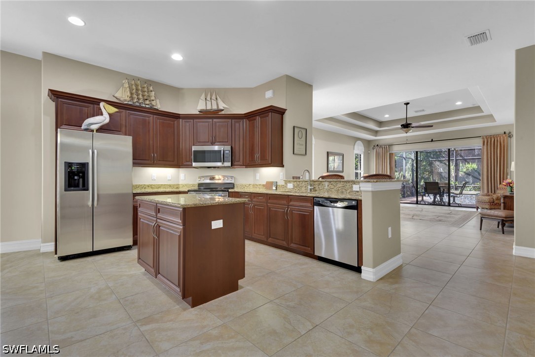 7461 Moorgate Point Way Property Photo 7