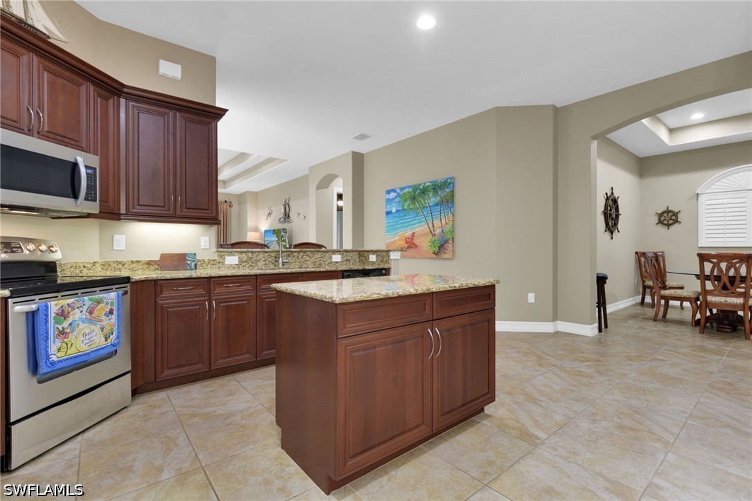 7461 Moorgate Point Way Property Photo 8