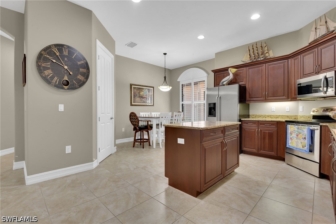 7461 Moorgate Point Way Property Photo 9