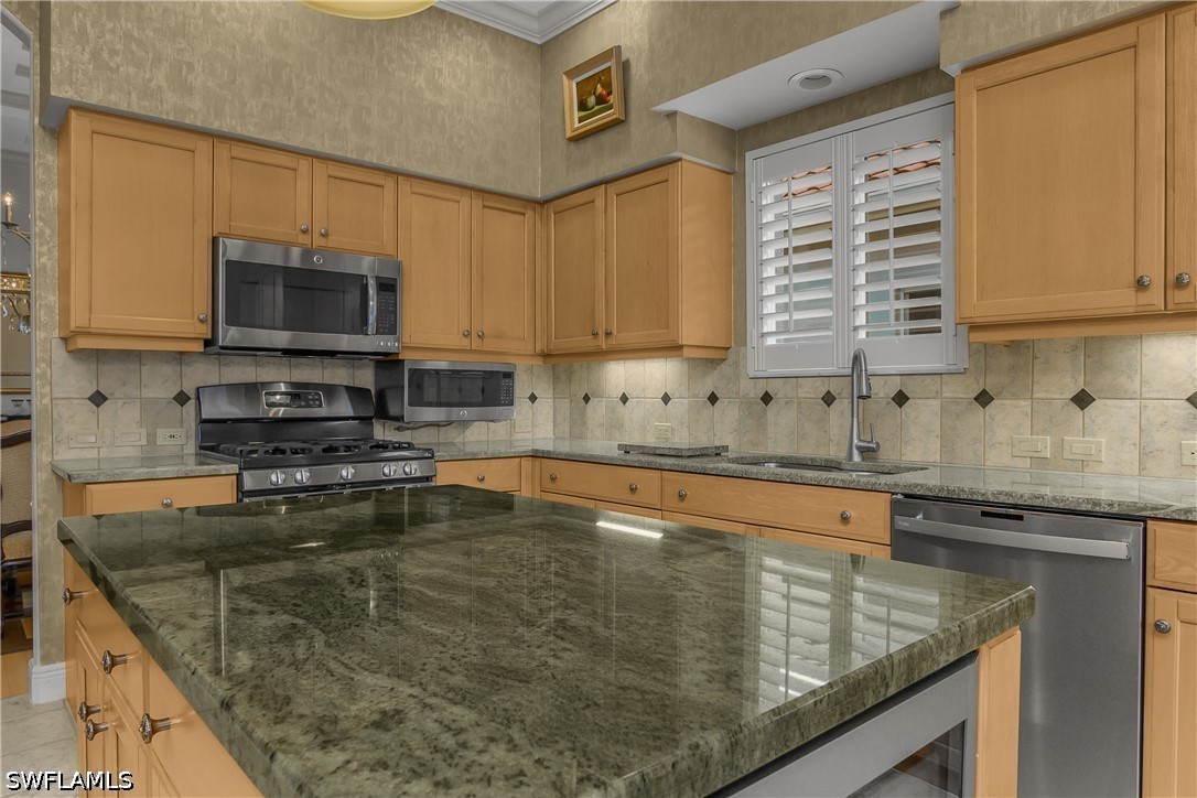 10019 Ginger Pointe Ct Property Photo 10