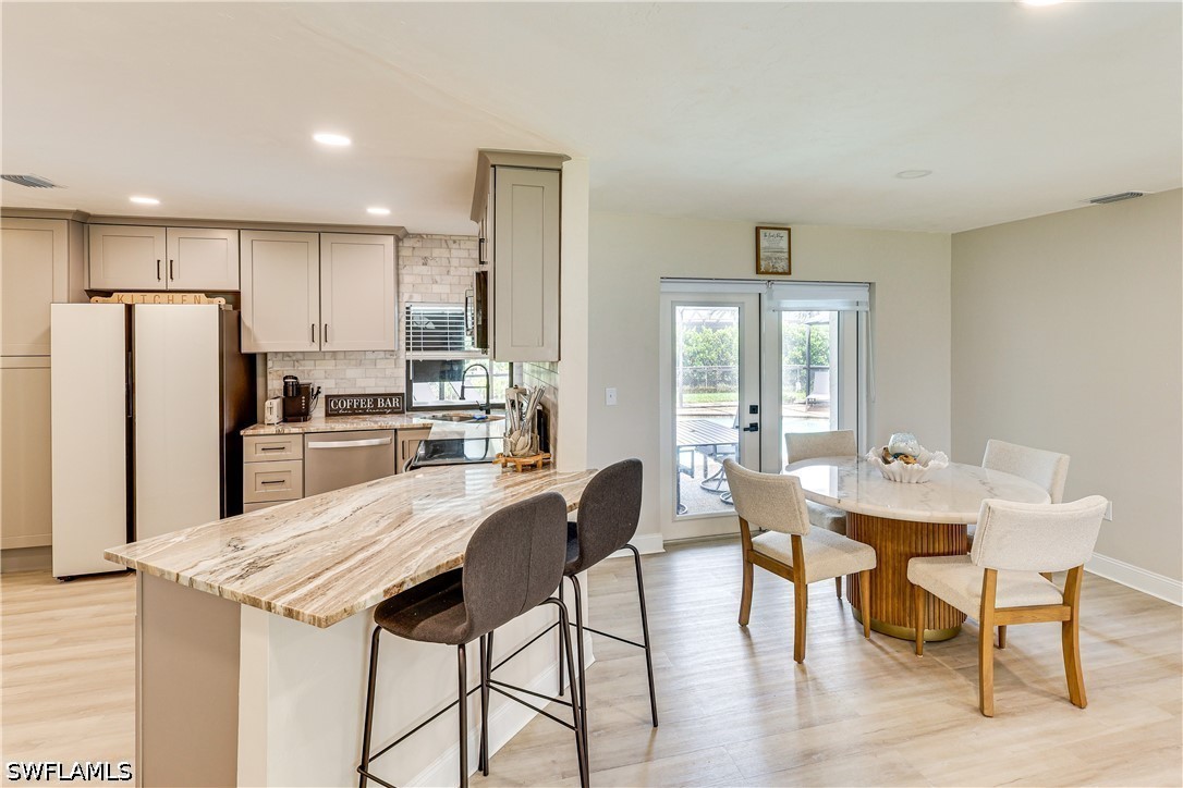 6030 Perthshire Ln Property Photo 11
