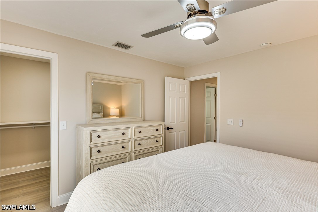 6030 Perthshire Ln Property Photo 24