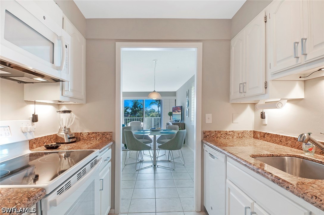 1300 Gulf Shore Blvd N 406 Property Photo 14