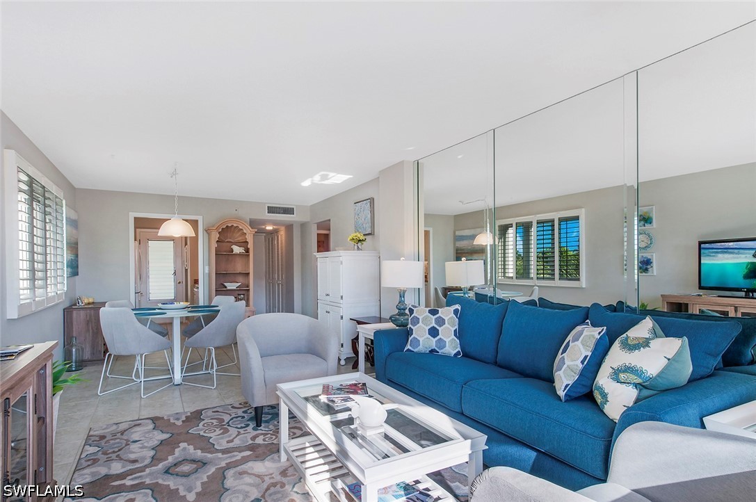 1300 Gulf Shore Blvd N 406 Property Photo 17