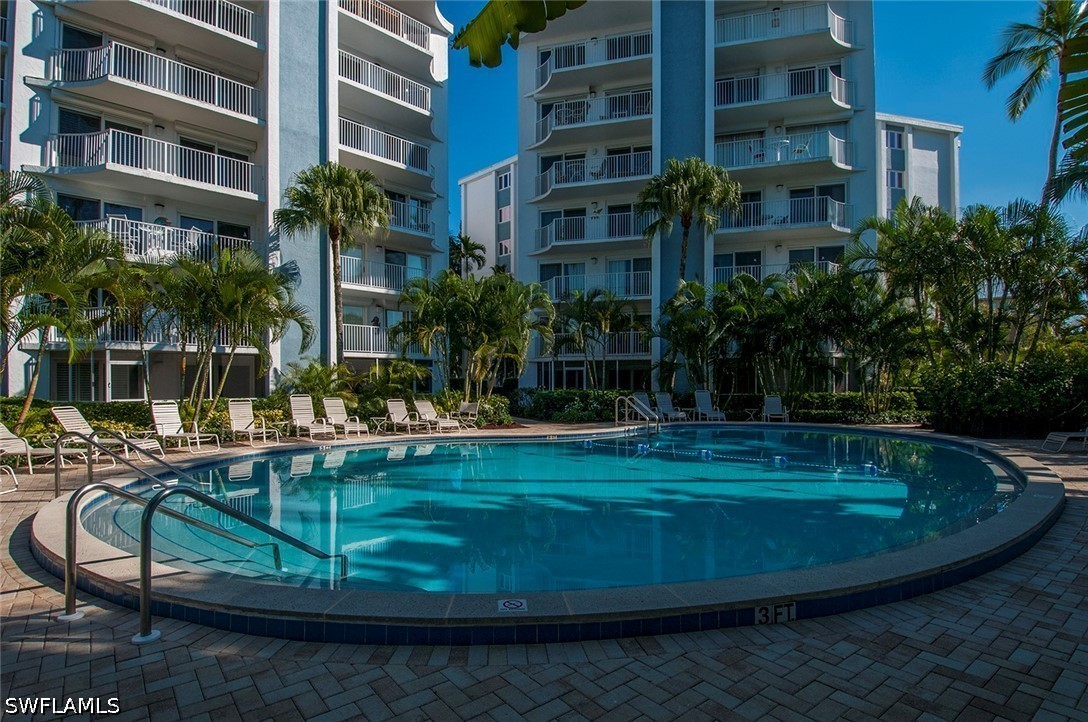 1300 Gulf Shore Blvd N 406 Property Photo 22