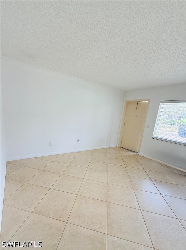 3250 10th St N B2 Property Photo 25