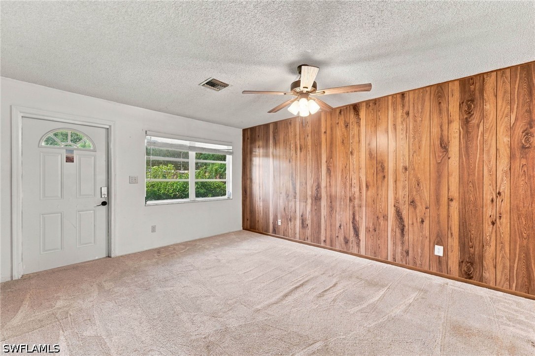 12374 Fourth St Property Photo 5