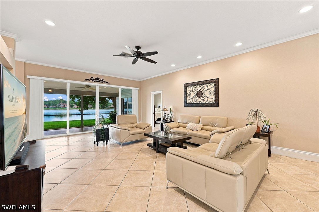 6536 Ilex Cir Property Photo 4
