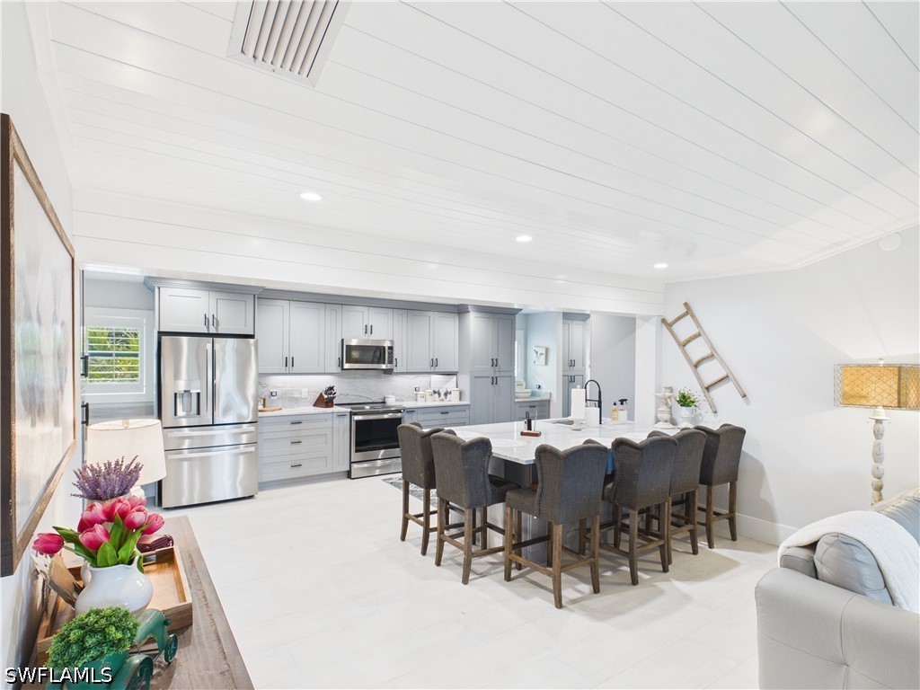 3650 Sunset Blvd Property Photo 1
