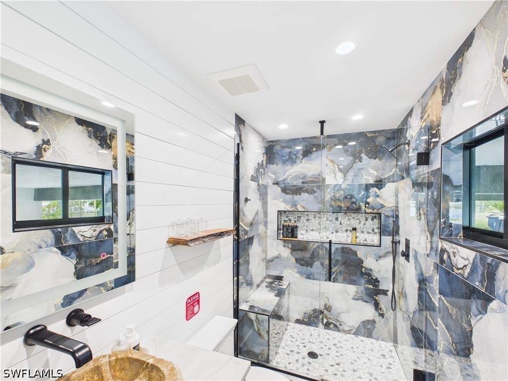 3650 Sunset Blvd Property Photo 26