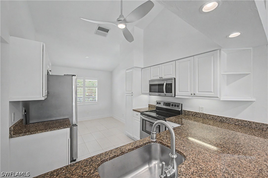 400 Fox Haven Dr 4307 Property Photo 5