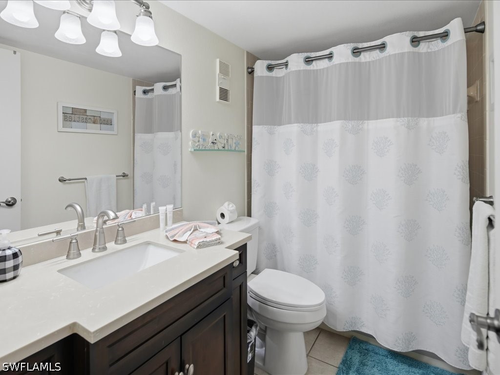 380 Seaview Ct 204 Property Photo 12