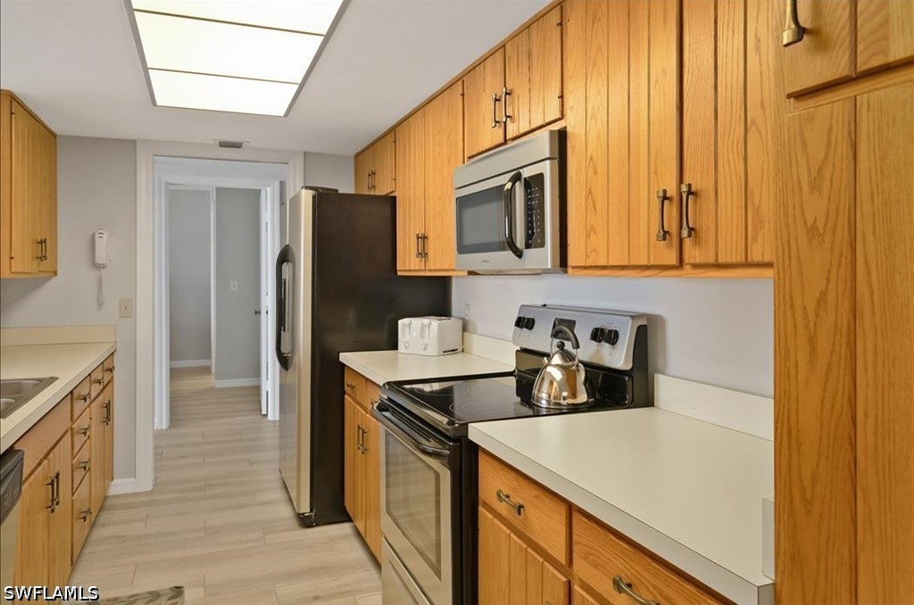 226029796 Property Photo 15