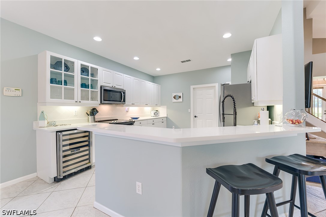 9271 Oak Strand Dr Property Photo 7