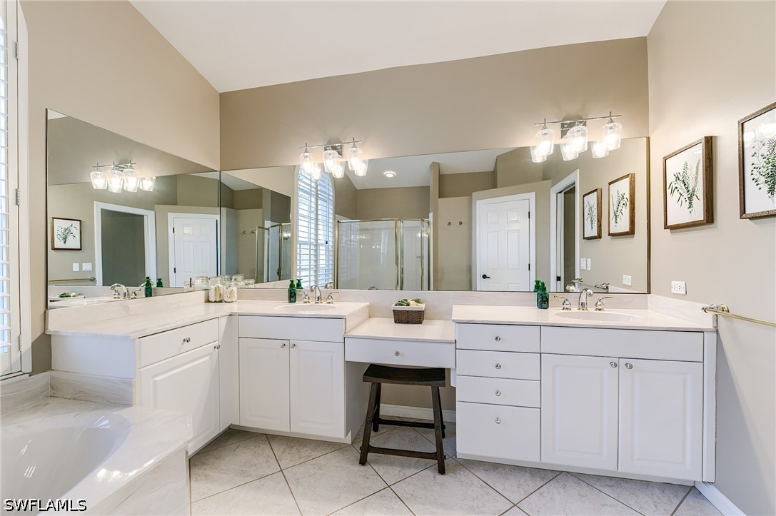 9271 Oak Strand Dr Property Photo 14