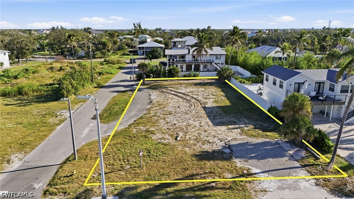 5801 Estero Blvd Property Photo 11