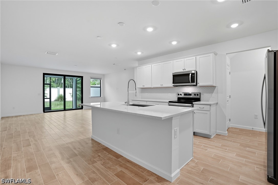 27881 Radiant Ct Property Photo 6