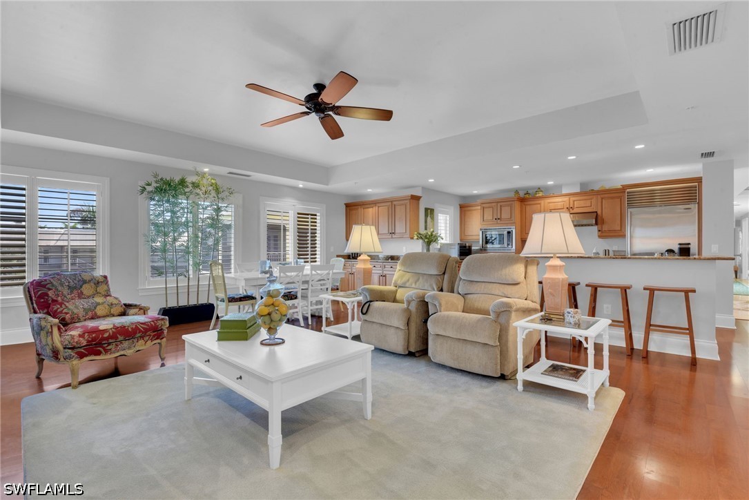 226029856 Property Photo 14
