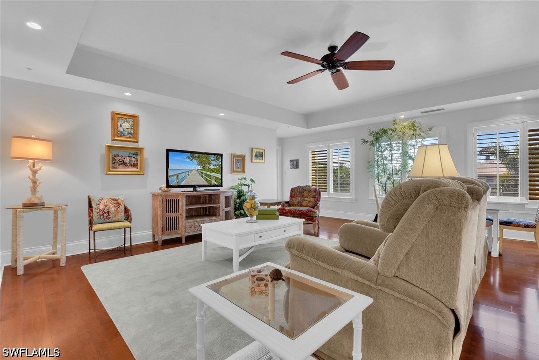 226029856 Property Photo 15