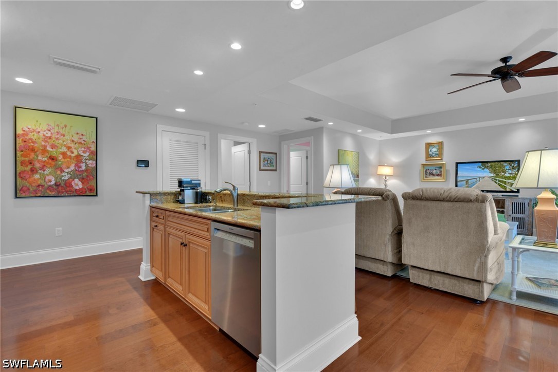 226029856 Property Photo 20