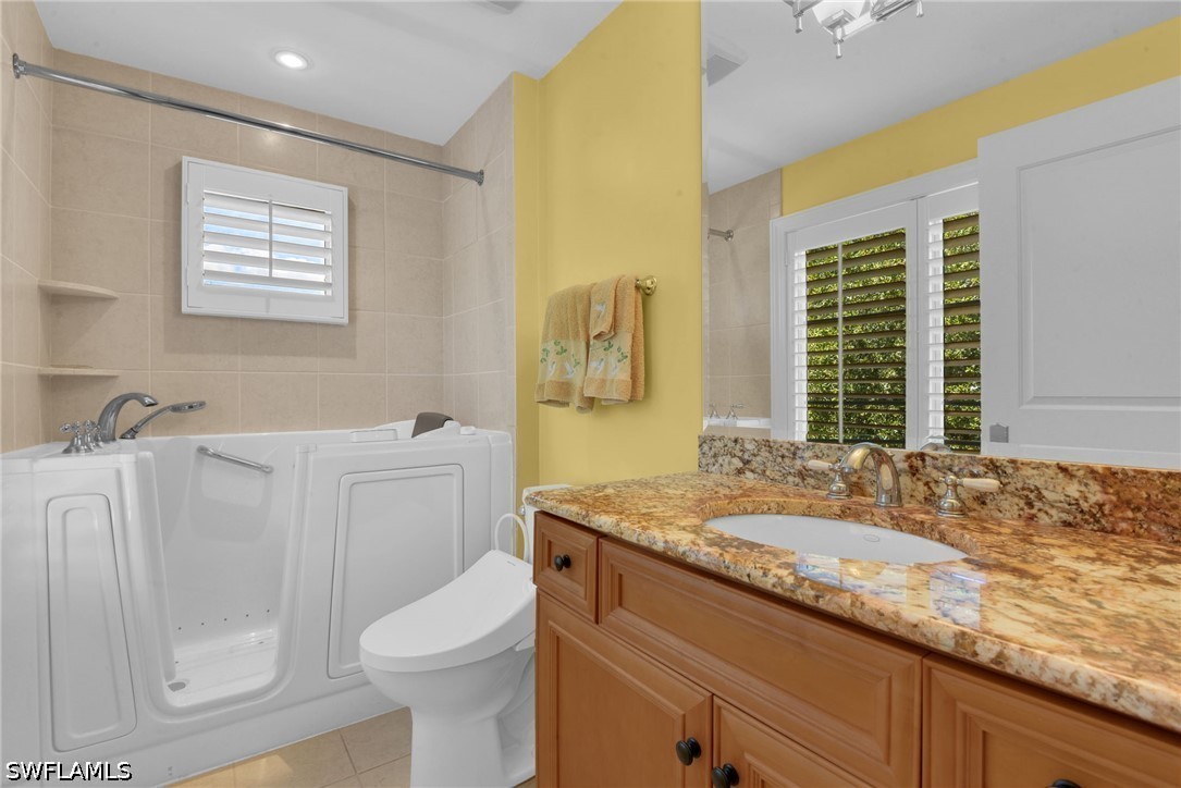 226029856 Property Photo 39