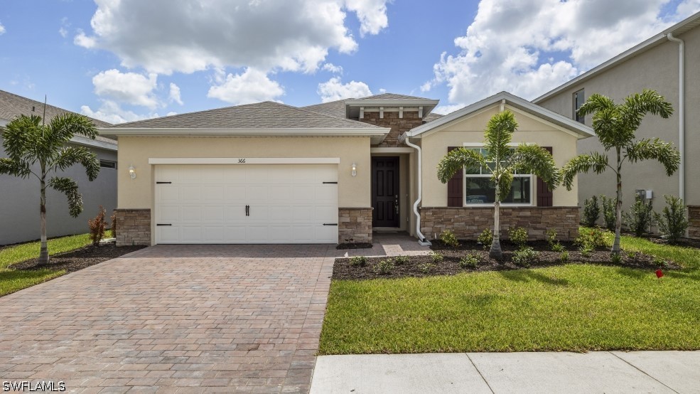 583 Spring Hill Lake Loop Property Photo 1