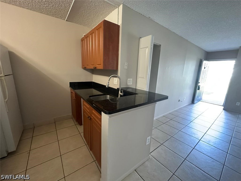 142 N Santa Clara Dr 16 Property Photo 3