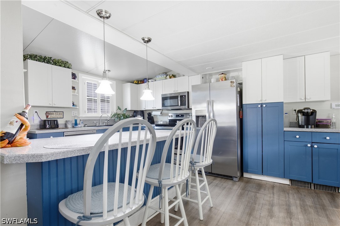 20 Derhenson Dr Property Photo 16