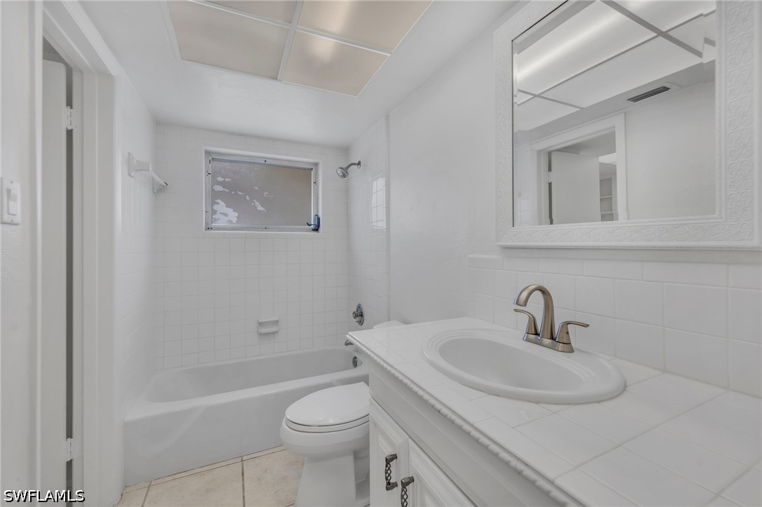 656 Binnacle Dr Property Photo 12