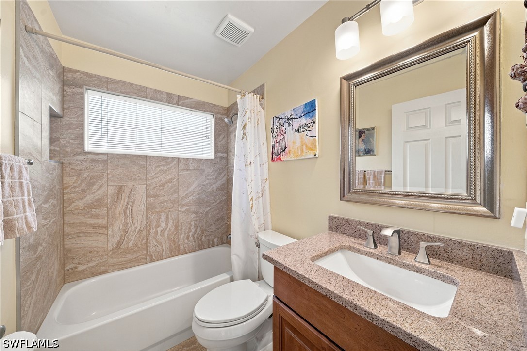 22178 Seashore Cir Property Photo 15