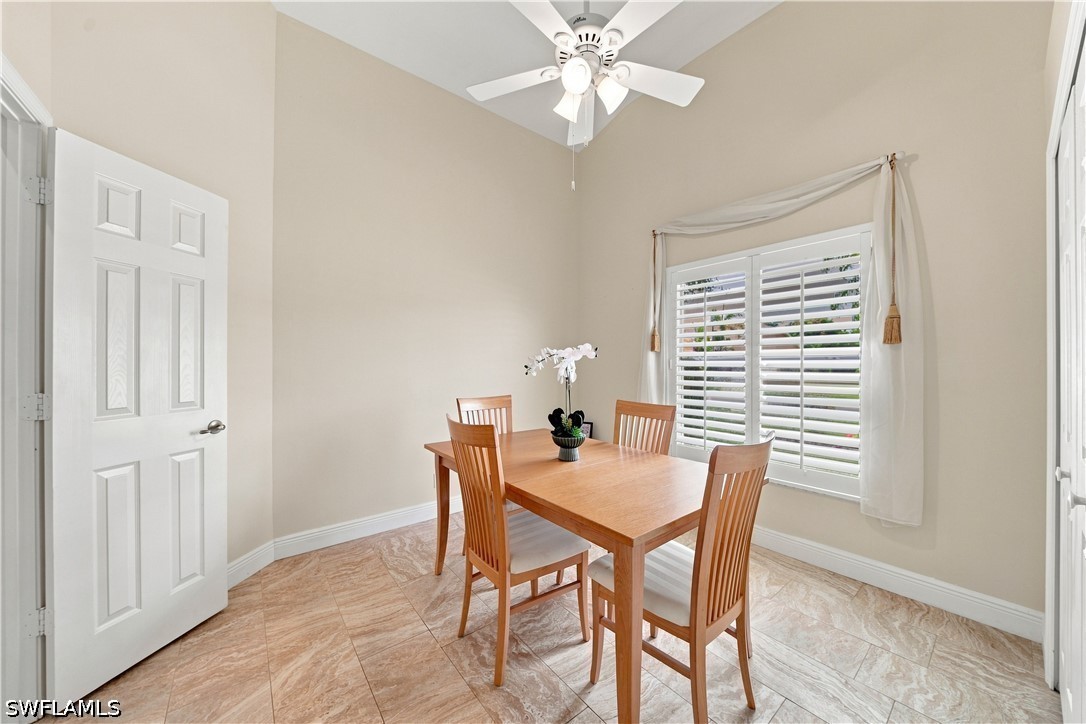 22178 Seashore Cir Property Photo 16