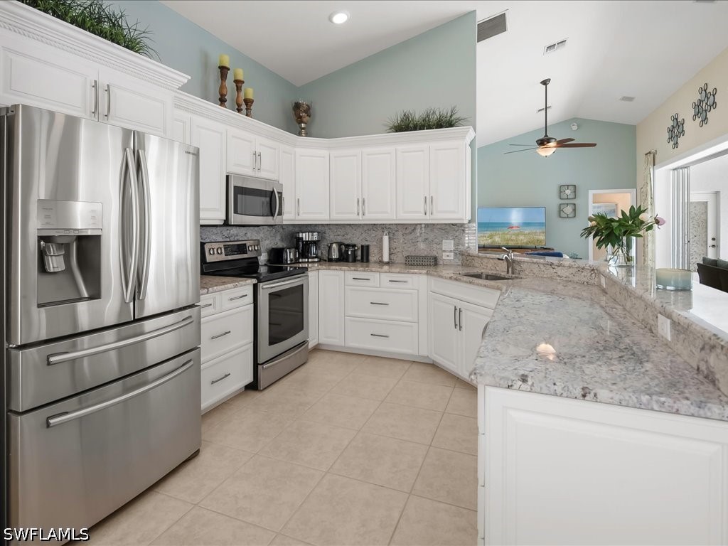 2026 Terrazzo Ln Property Photo 18