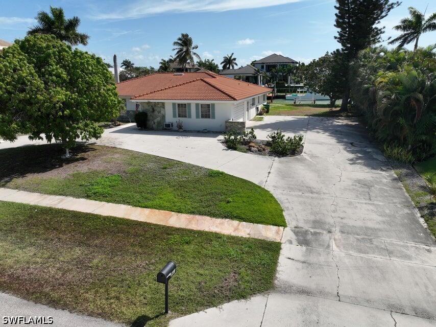 961 Scott Dr Property Photo 3