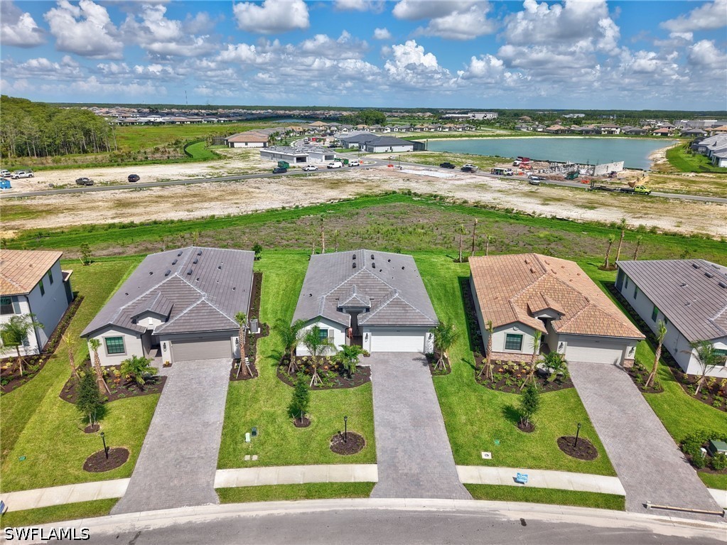 20416 Verawood Loop Property Photo 2