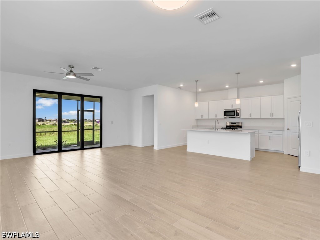 20416 Verawood Loop Property Photo 11