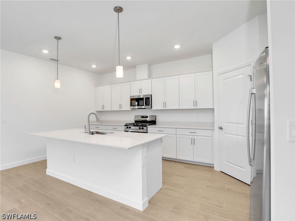 20416 Verawood Loop Property Photo 16