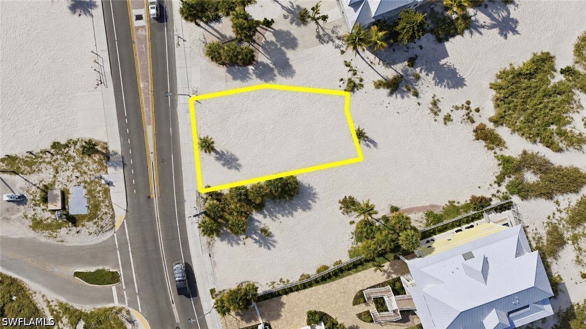 5680 Estero Blvd Property Photo 6