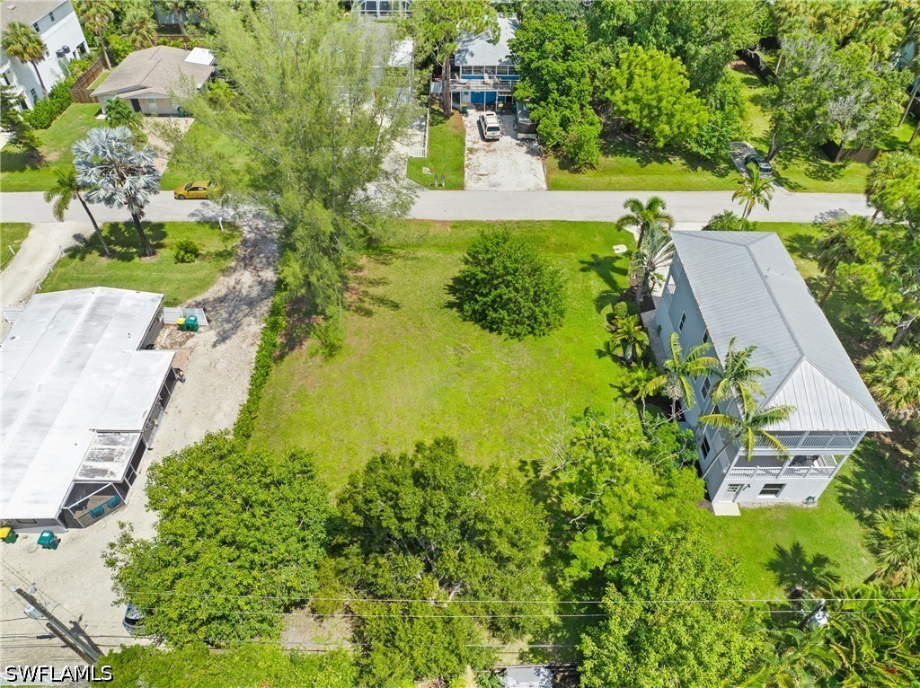 734 Park Ave Property Photo 6