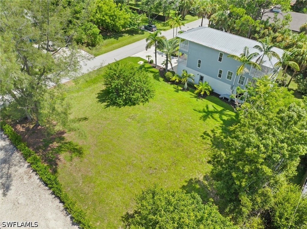 734 Park Ave Property Photo 8