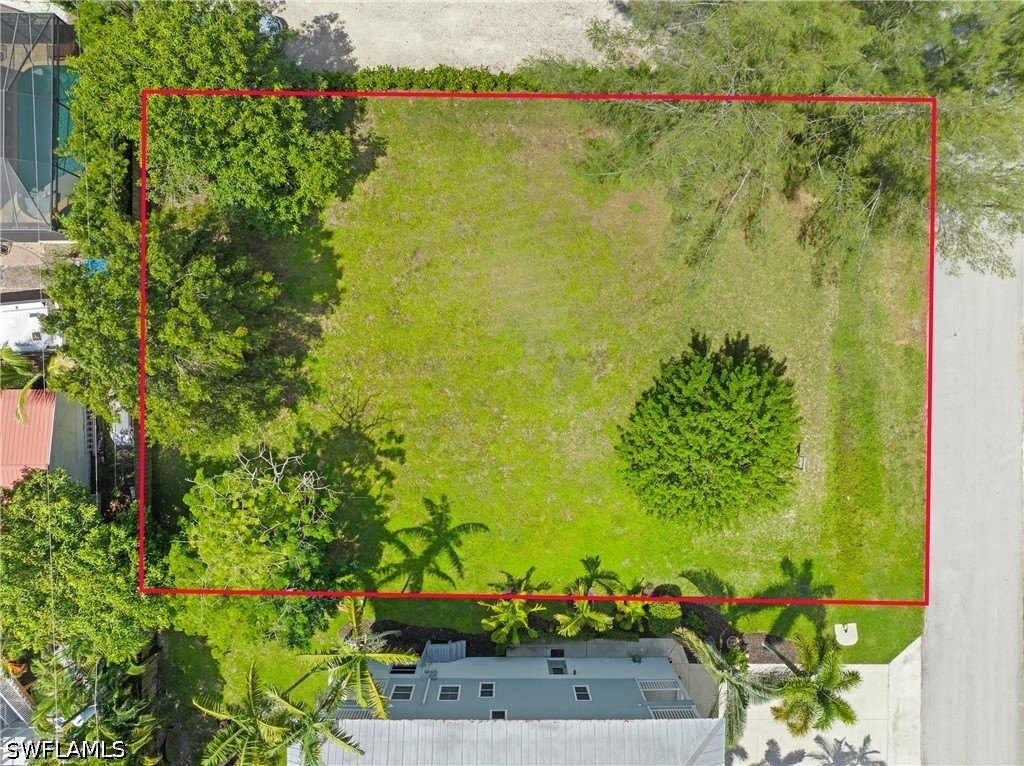 734 Park Ave Property Photo 14