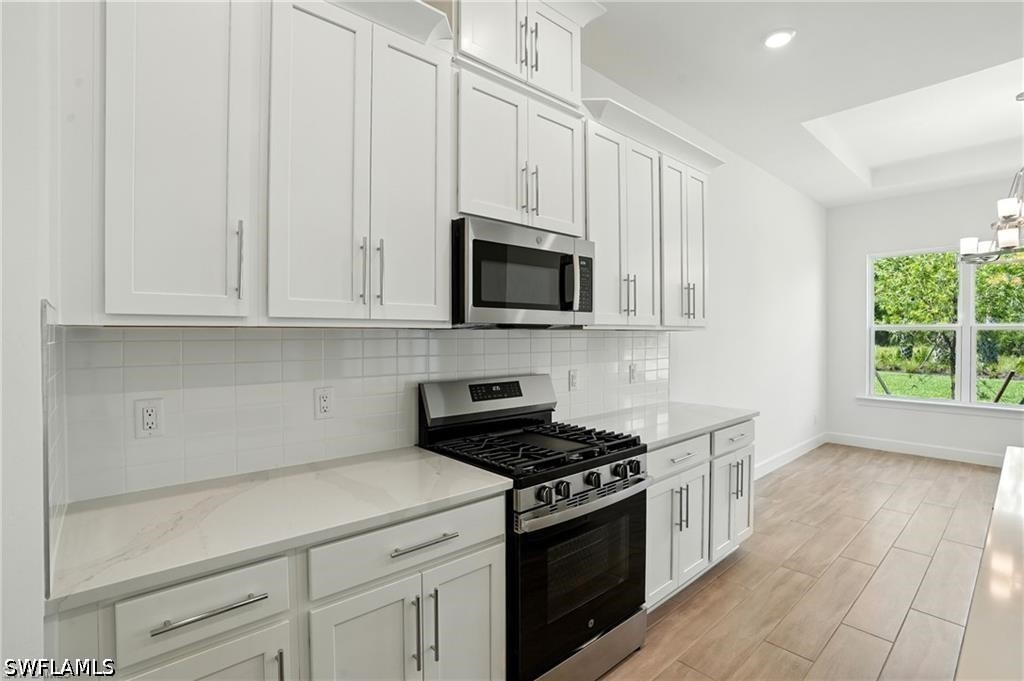 18301 Terracina Dr Property Photo 14