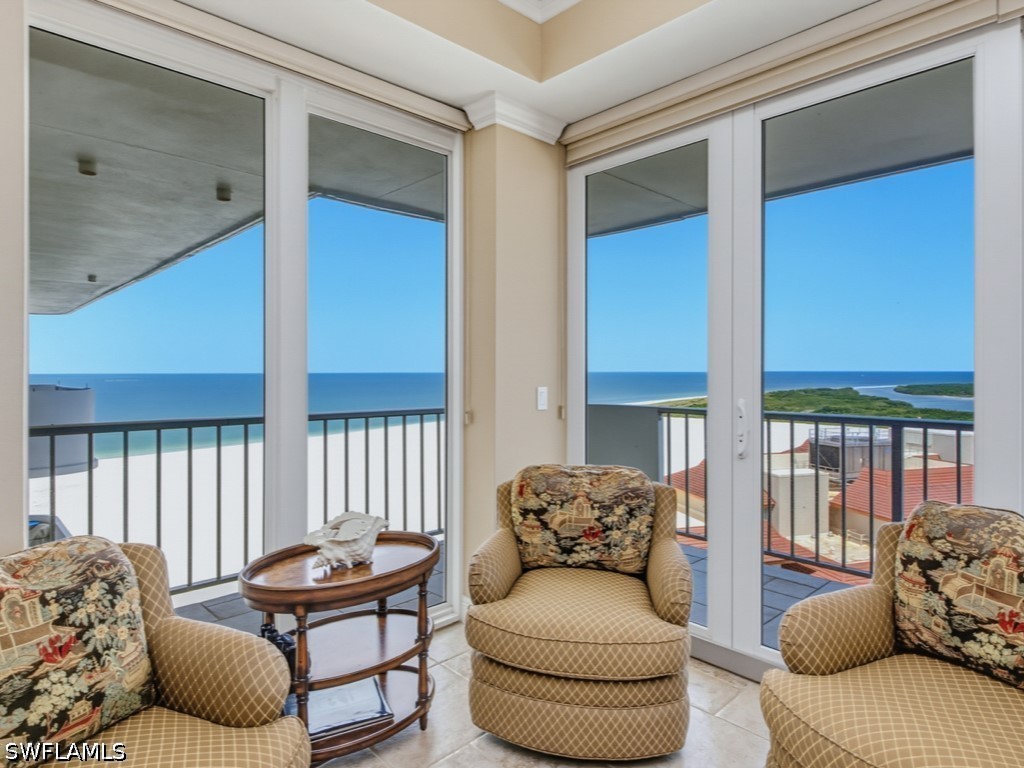 140 Seaview Ct 1806n Property Photo 4