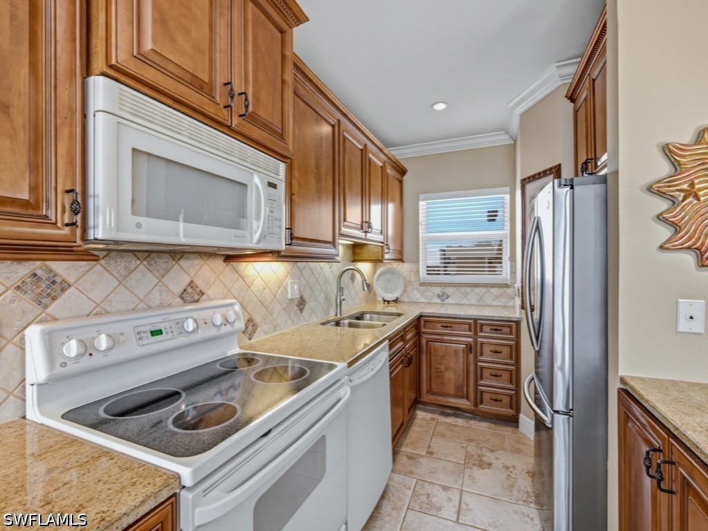 140 Seaview Ct 1806n Property Photo 5