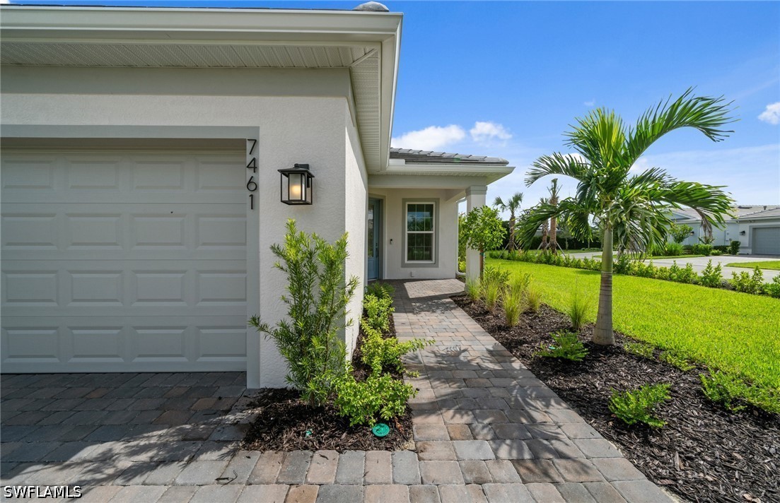 7461 Florida Elm Ct Property Photo 23