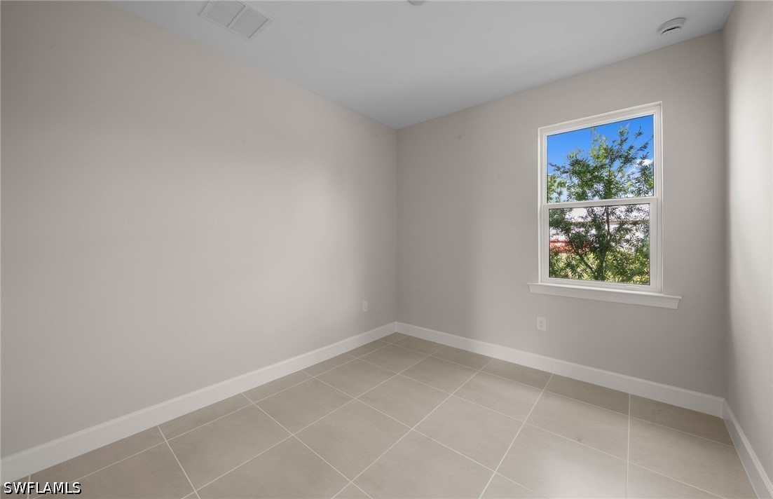 7461 Florida Elm Ct Property Photo 32