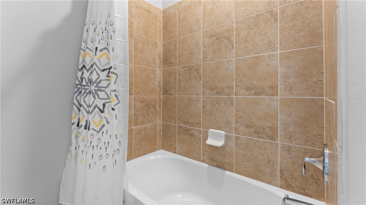 9727 Acqua Ct 444 Property Photo 12