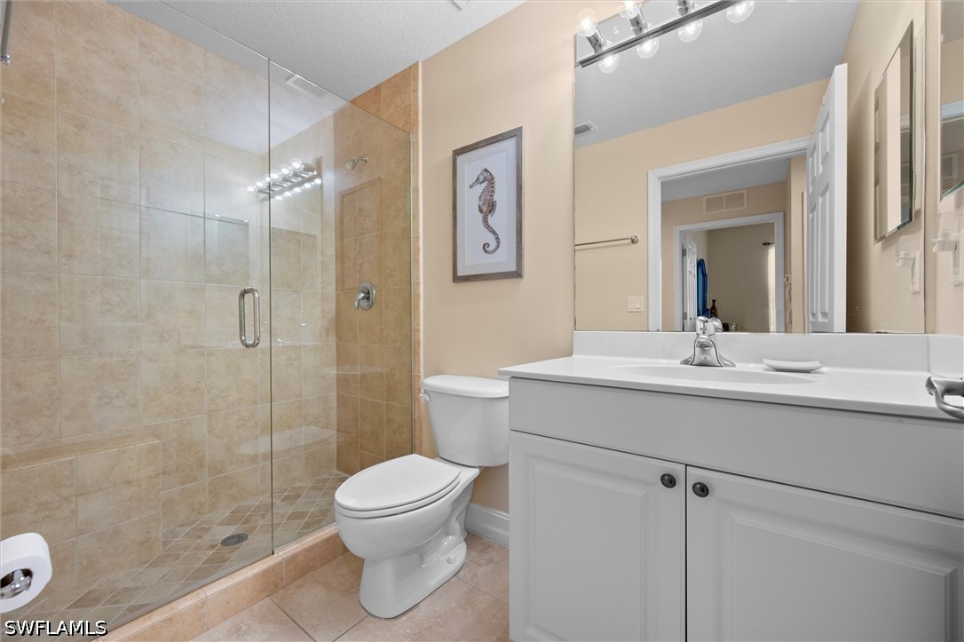 6815 Ascot Dr 102 Property Photo 21
